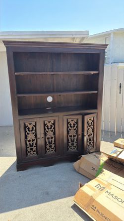 Bookcase/Entertainment Center