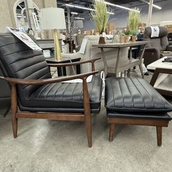 Hepbern Leather Chair With Ottoman