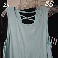 Women's 2x Top 