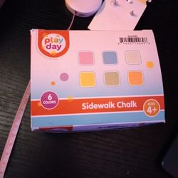 15 Pieces Of Sidewalk Chalk
