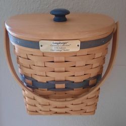 Longaberger Basket with Lid!