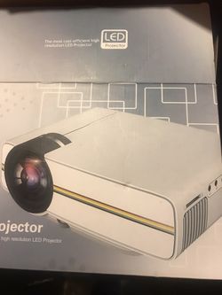 Digital Projector w/Large Screen