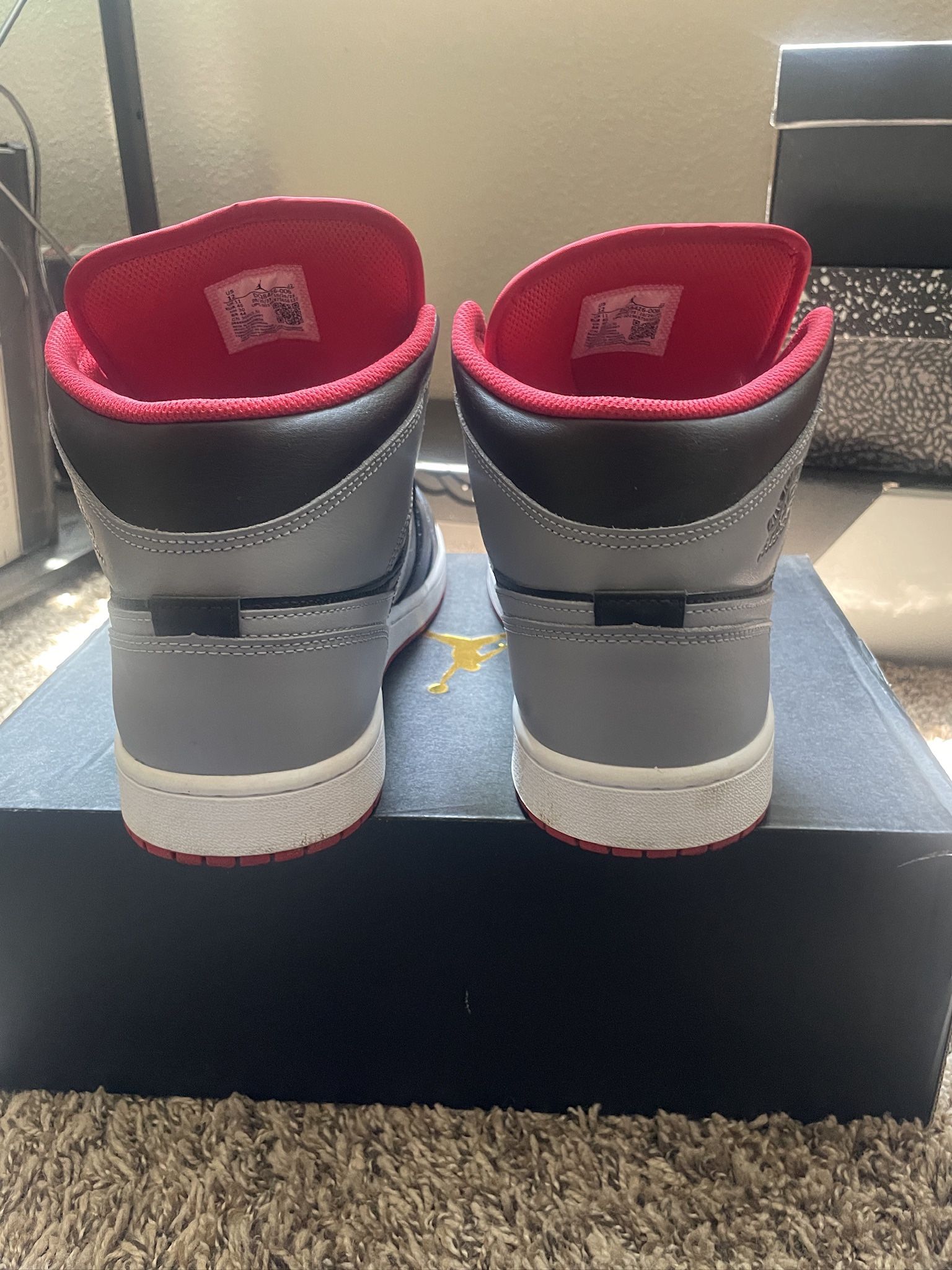 Air Jordan 1 Mid Bred Shadow Mens