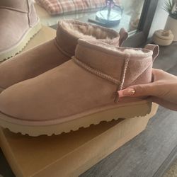 Ultra Pink Mini Uggs