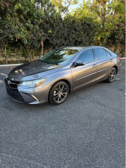 2016 Toyota Camry xse