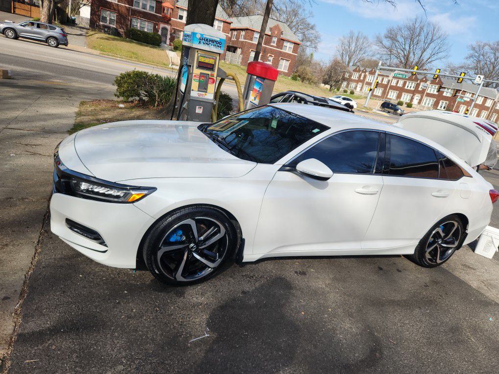 2019 Honda Accord Super Clean Only 62,000 Miles