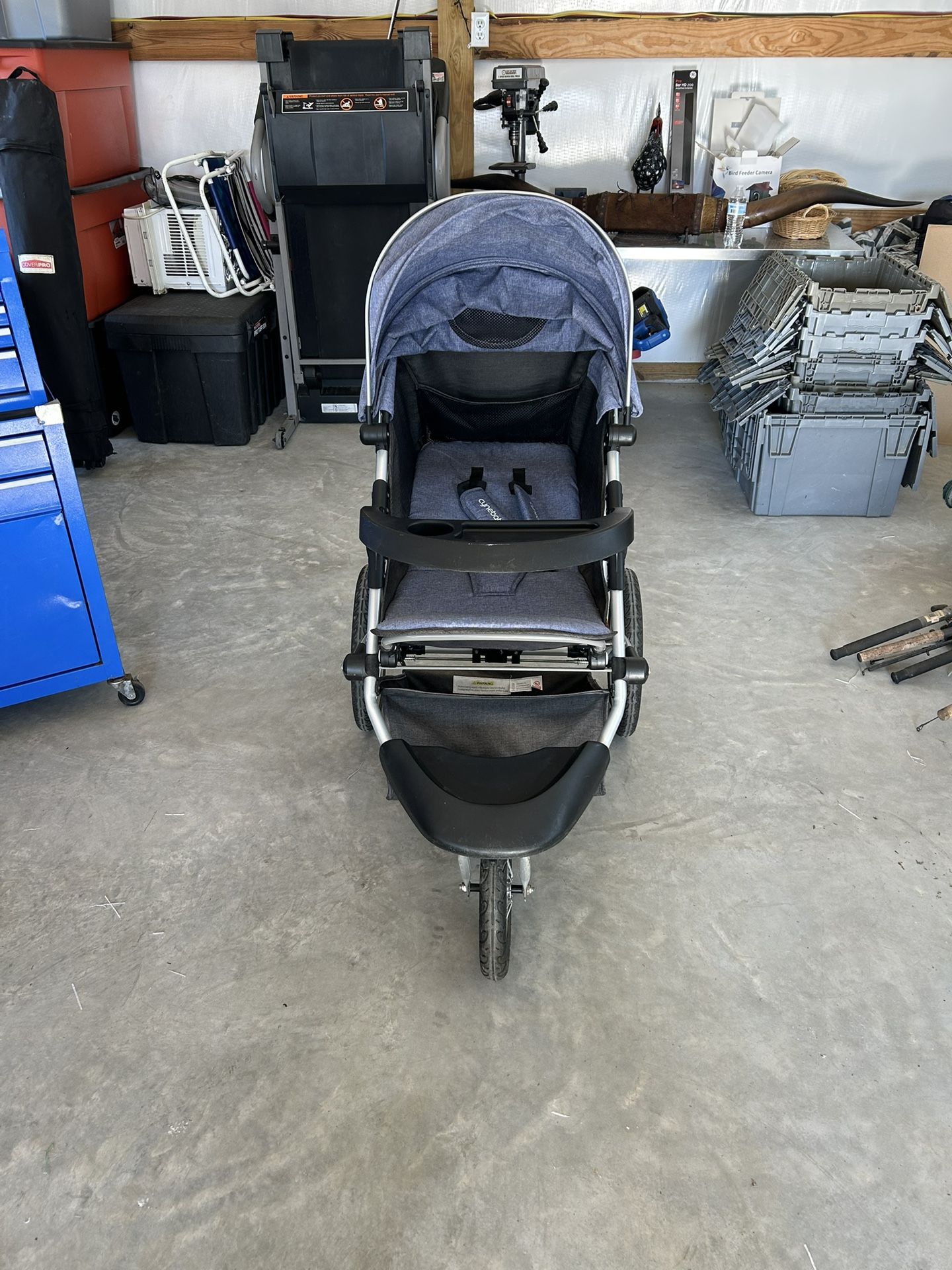 NewCyneBaby Stroller