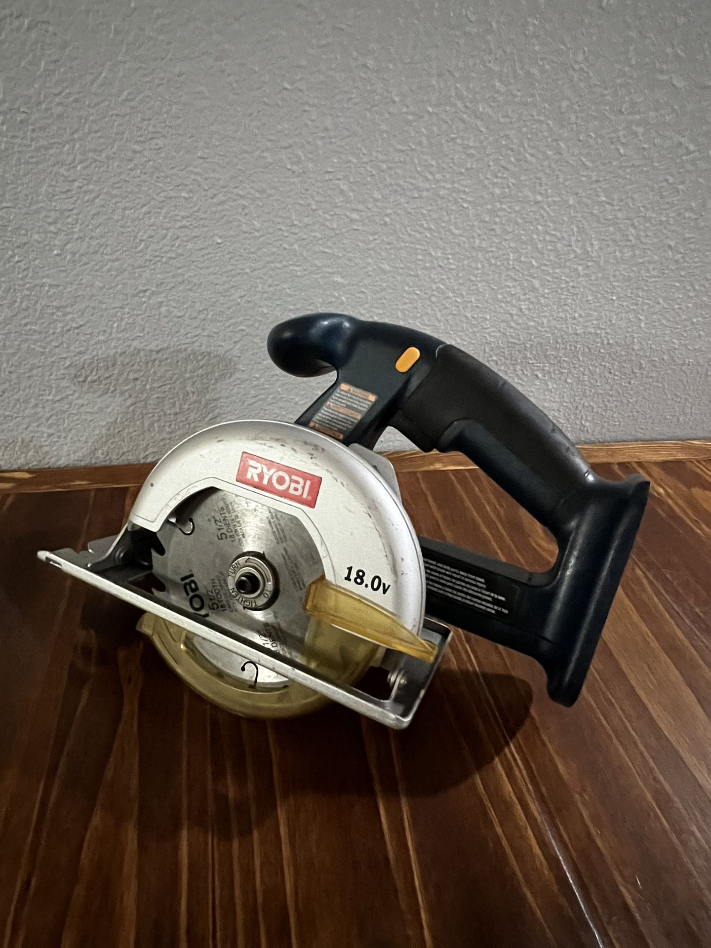 Ryobi Chain Saw 18 volt