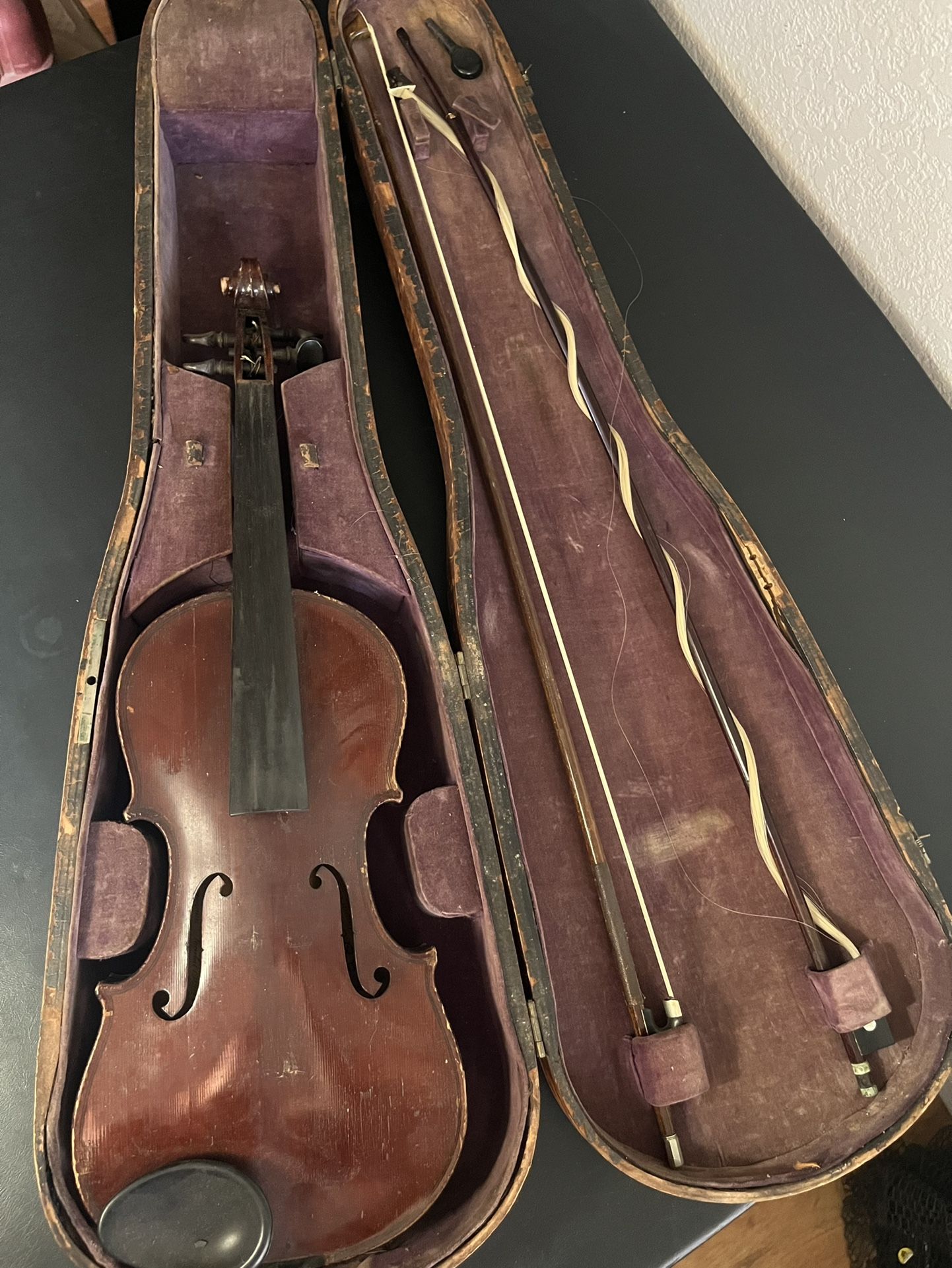 Rare antique Antonius Stradivarius violin set distributed by Schmidt Brothers, New York (circa late 1800s–early 1900s