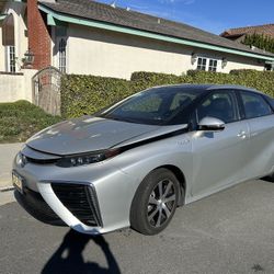 2017 Toyota MIRAI