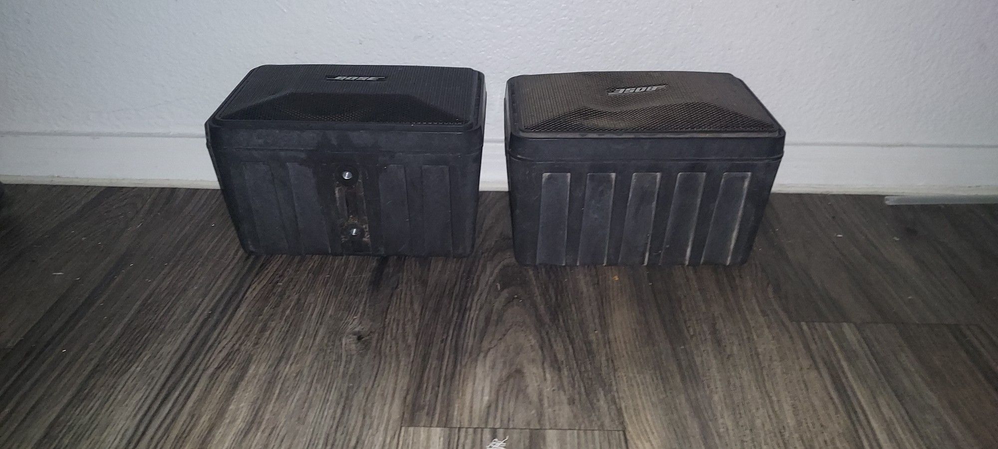 Bose Matching Speakers (2) Model 101 Music Monitor