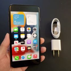 iPhone 8 Plus - UNLOCKED - Like New 