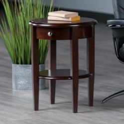 Winsome End Table Walnut Finish 