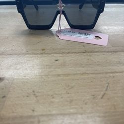 Louis Vuitton Sunglasses 