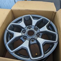 5 Bronco Badlands OEM Wheels