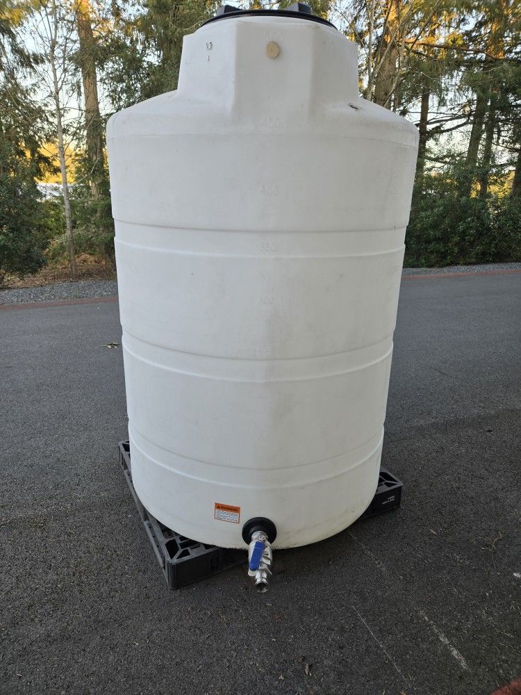 500 Gallon Poly Tank