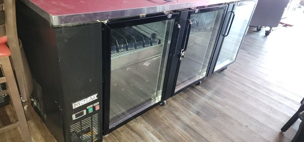 Motak Refrigerator