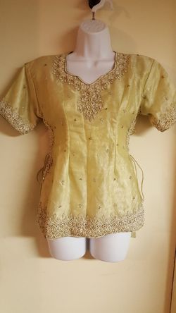 New decor tunic top Size small