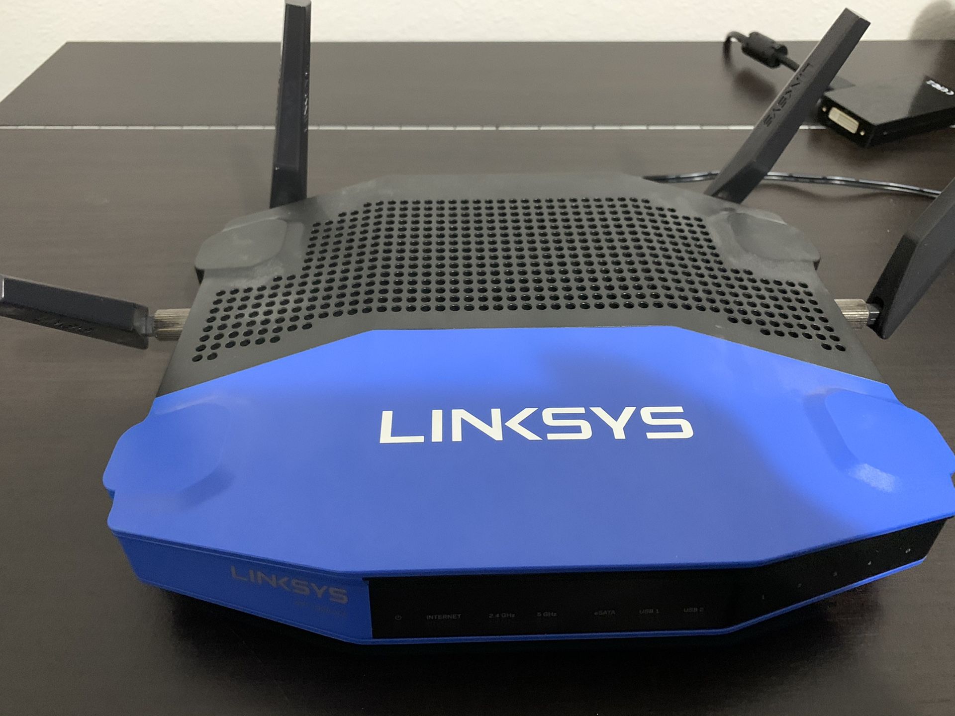 Linksys WRT 1900 ACS