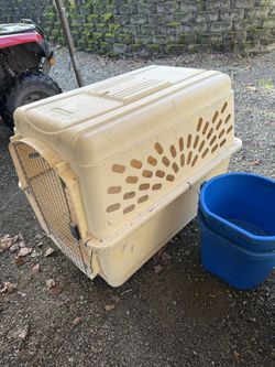 5 Gallon Heated Buckets