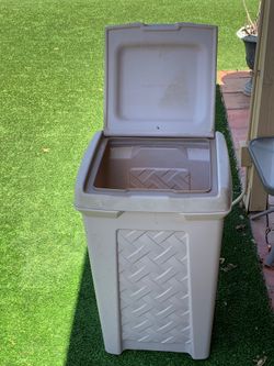 Large Outdoor Trash Pail