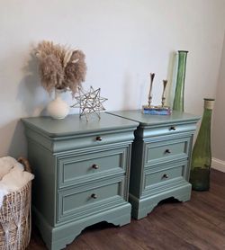 Drexel Matching Nightstands