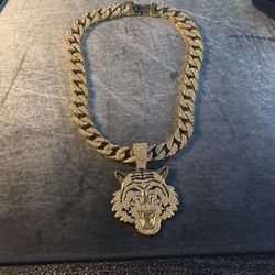 Gold Tiger Chain