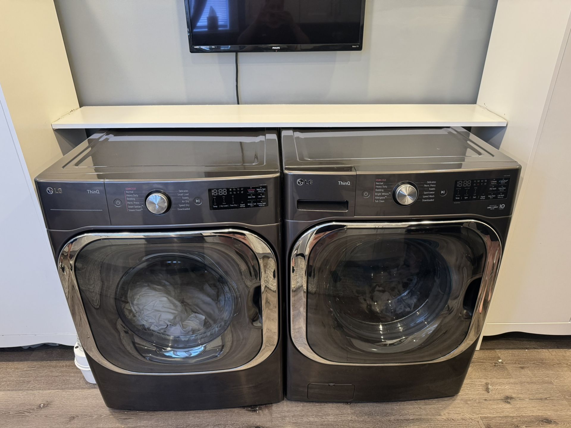 Lg Washer & Dryer