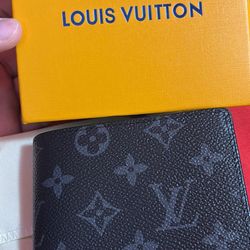 lv men’s wallet 