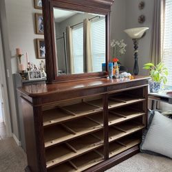 MAKE OFFER!  STANLEY Solid Wood Dresser with mirror and 2 Nightstands Set