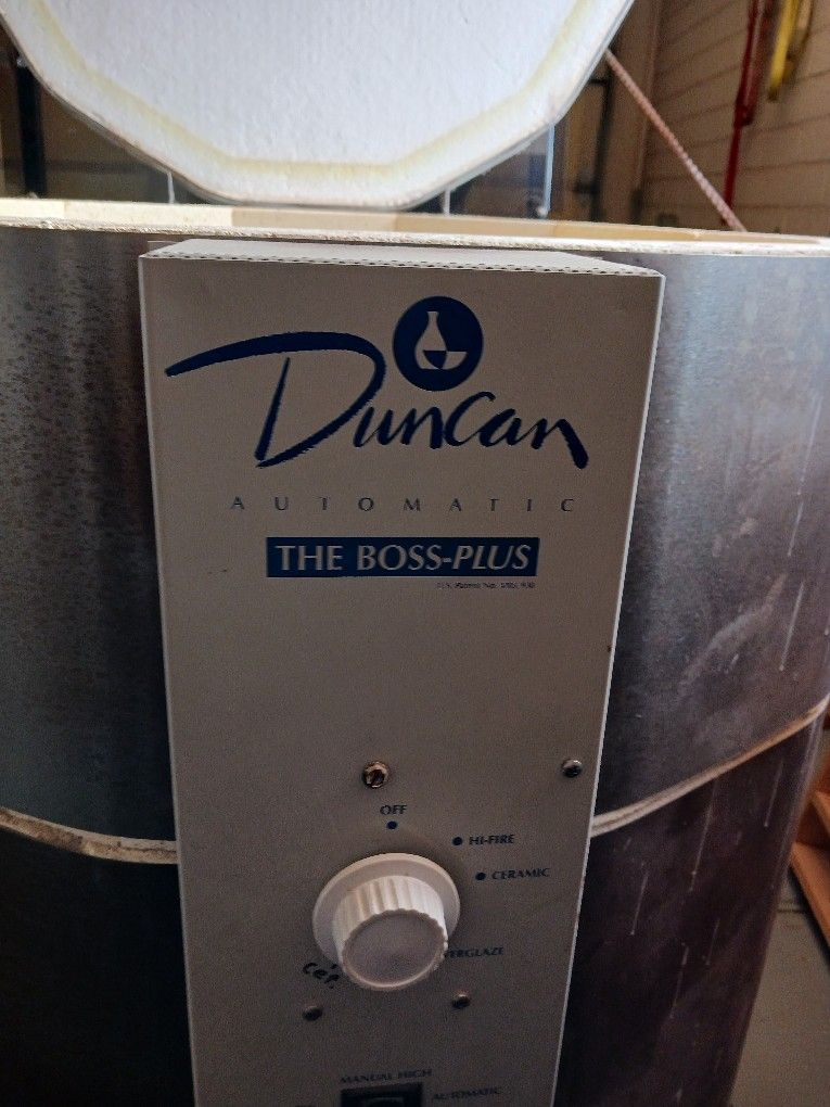 電気窯　Duncan Kiln　EA820 Duncan Electric Kiln Model EA820-2 The Teacher Plus | GovDeals