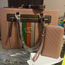 Bonita Bolsa Con Cartera