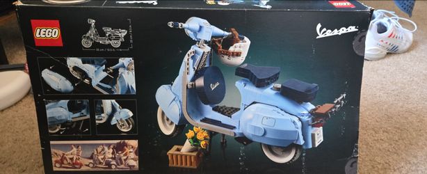 Vespa Lego Set