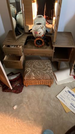 Vintage Japanese makeup antique vanity