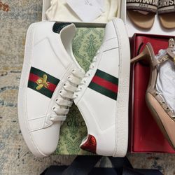 Size 40 Valentines Day SALE 