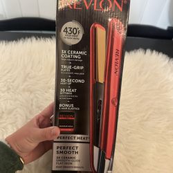Brand New Revlon 3X Ceramic Smooth Glide Flat Iron, 1"
