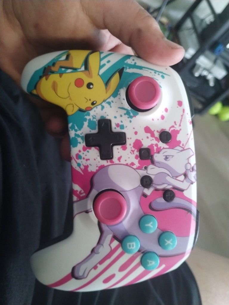 Pikachu Mewtwo Nintendo Switch Control