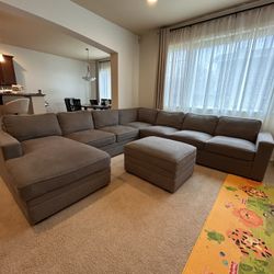 Sectional Couch 