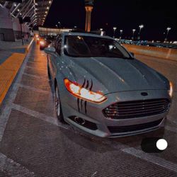 Ford Fusion Hybrid 2014