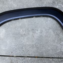 2016 - 2023 Toyota Tacoma TRD Off Road Left Rear Fender Flare