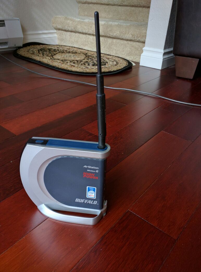 Buffalo WHR-HP-G54 wireless router