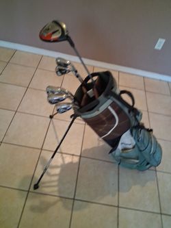 Mint taylormade sim max irons nike driver and stand bag