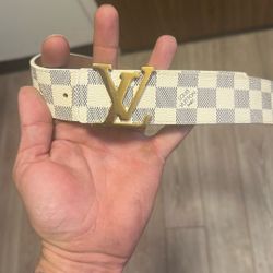 Men’s Louise Vuitton Belt
