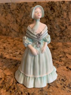 Coalport figurine “Beatrice”
