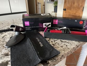 Professional Styling Iron & Accessory Set