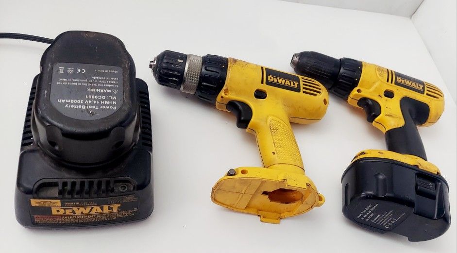 2 DeWalt Drills, 2 Batteries and 1 Charger 14.4 volt
