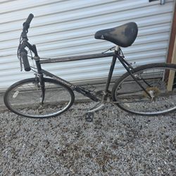 Diamond Back Cross Country Mountain Bike