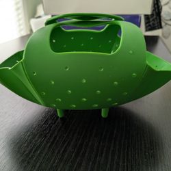 OXO Silicone Steamer Basket, New 