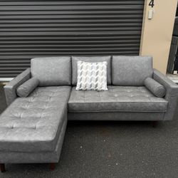 Sectional Couch 