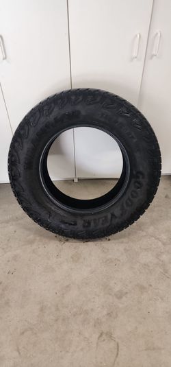 Goodyear Wrangler Territory RT 265/70R18